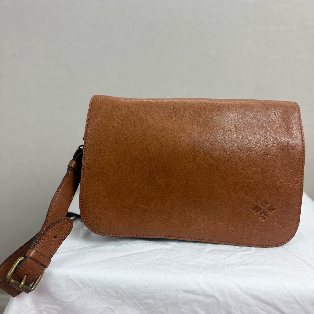 Patricia Nash Italian Leather Crossbody / Messenger Bag – Cognac